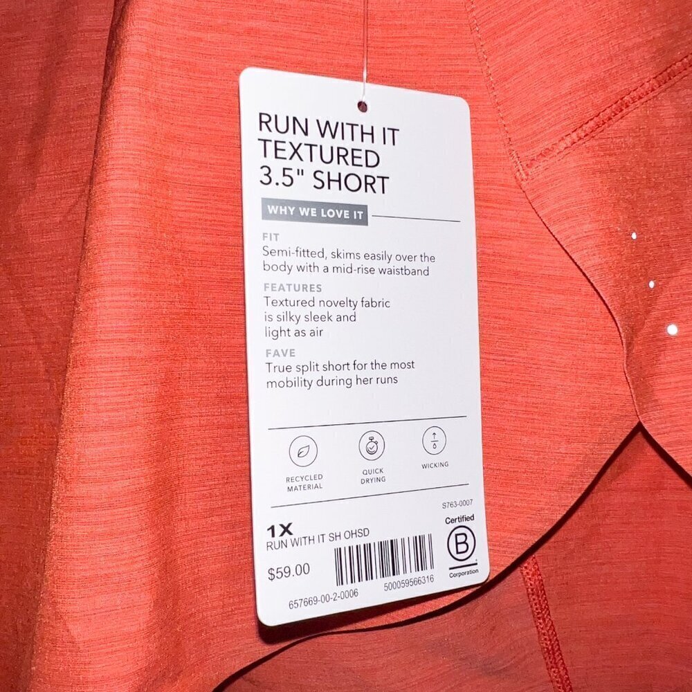 NWT Athleta Run With It Textured 3.5" Shorts Salmon Size 1X - Picture 5 of 5